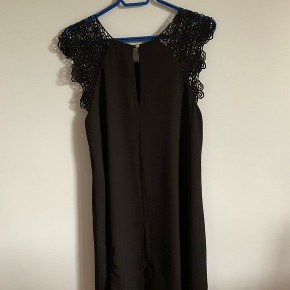 Honey Black Shift Dress - Picture 2 of 4